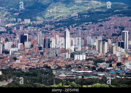 Medellin, Antioquia. Kolumbien - 13. März 2022. Medellin ist die Hauptstadt des Berges, Provinz Antioquia in Kolumbien. Stockfoto