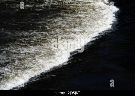 Funkenwasser, Werra, Hannoversch Münden, Niedersachsen, Deutschland, Europa Stockfoto