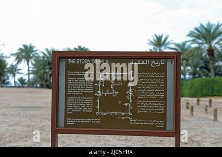 Tourist Information Board im Islamischen Ayla in Aqaba Stockfoto