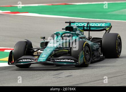 Filebild vom 25-02-2022 von Aston Martins Sebastian Vettel, der nach positiven Tests für Covid-19 die Eröffnungsrunde der Formel 1 in Bahrain verpassen wird. Ausgabedatum: Donnerstag, 17. März 2022. Stockfoto