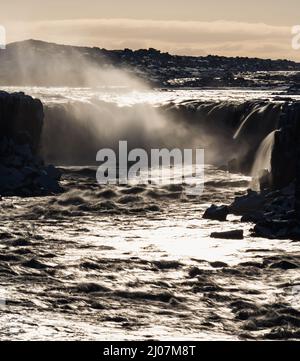 Selfoss Wasserfall Rücklicht Langzeitbelichtung in Island Stockfoto