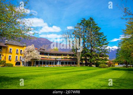 Fünf Sterne Hotel Castello del Sole in Ascona, Schweiz. *** Local Caption *** Architektur, Ascona, Schönheit, Blau, Niederlassung, Gebäude, Gebäude außen, Bui Stockfoto