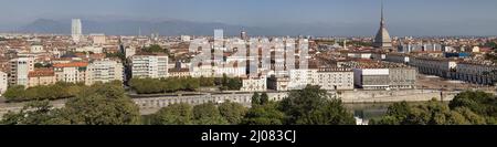 Stadtbild von Turin vom Monte dei Cappuccini, Italien. Stockfoto