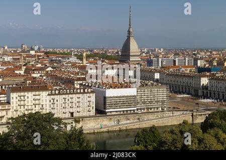 Blick auf Turin vom Monte dei Cappuccini, Italien. Stockfoto