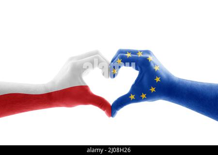 Zwei Hände in Herzform mit polnischer und EU-Flagge auf weißem Hintergrund isoliert Stockfoto