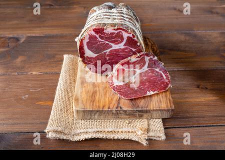 Capocollo typisch aus Martina Franca, Apulien Region Stockfoto