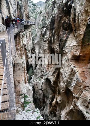 Blick auf El Caminito del Rey, Ardales, Malaga, Spanien. Bild: Julian Brown Stockfoto