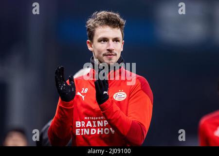 Kopenhagen, Dänemark. 17. März 2022. Olivier Boscagli (18) vom PSV Eindhoven beim Warm Up vor dem Spiel der UEFA Europa Conference League zwischen dem FC Kopenhagen und dem PSV Eindhoven im Kopenhagener Park. (Foto: Gonzales Photo/Alamy Live News Stockfoto