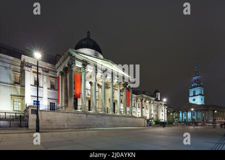 Die National Gallery und die St. Martin's-in-the-Fie lds Church, London Stockfoto