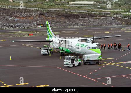 Aeropuerto de La Palma (SPC), 12. März 2022: Flugzeug (ATR 72-600) von Binter Canarias mit der Registrierung EC-NGG an Bord auf dem Vorfeld des flugzeugs Stockfoto