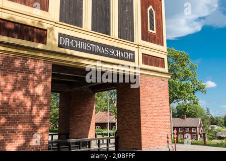 Sala Silvergruva, Vastmanlands Lan - Schweden - 08 07 2019 Haupteingang des Schachtes der Silbermine Stockfoto