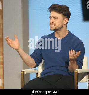 New York, USA. 17. März 2022. Daniel Radcliffe bei Good Morning America für seinen neuen Film The Lost City am 17. März 2022 in New York City. Quelle: Rw/Media Punch/Alamy Live News Stockfoto