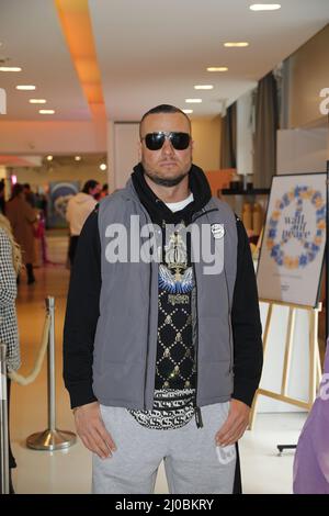 Eric Sindermann beim Mates Date Influencer Event während der Mercedes-Benz Fashion Week Berlin März 2022 in der Berliner Freiheit.Berlin,15.03.2022 Stockfoto