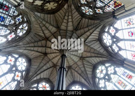 England, London, Westminster Abbey, Das Kapitelhaus, Die Gewölbte Decke Stockfoto