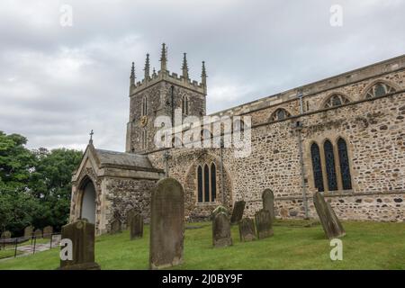 Die Pfarrkirche St. Nikolaus in Hornsea, einer Küstenstadt in East Riding of Yorkshire, England. Stockfoto