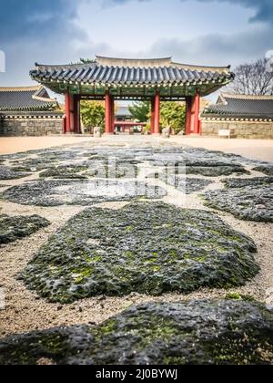 Jeju Mokgwana, das älteste erhaltene Gebäude in Jeju für das ehemalige Zentralregierungsbüro, in dem der Joseon-Magistrat war Stockfoto