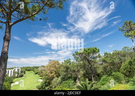 Häuser und Gebäude in Wolf Valley (Vale do Lobo), Algarve Stockfoto