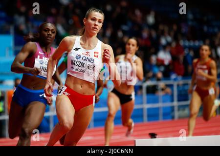 Belgrad, Serbien. 18. März 2022. Natalia Kaczmarek aus Polen, die während der Leichtathletik-Hallenweltmeisterschaften in der Belgrader Arena am 18. März 2022 in Belgrad, Serbien, bei der Hitze des 400m. Laufs 1 in der Leichtathletik-Hallenweltmeisterschaft in der Belgrader Arena teilnimmt (Foto: Nikola Krstic/Orange Picics) Atletiekunie Credit: Orange Pics BV/Alamy Live News Stockfoto