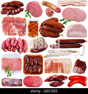 Collage aus verschiedenen Fleischprodukten isoliert auf Weiß Stockfoto