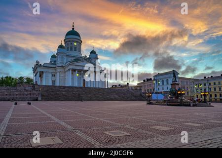 Helsinki Finnland, Skyline von Sonnenaufgang am Dom und Senatsplatz von Helsinki Stockfoto