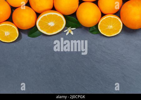 Orangen Orange Früchte Text Freier Raum Copyspace Schiefer Von Oben Stockfoto