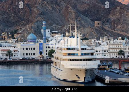 Al Said. Al Said ist eine Luxusyacht im Besitz des Sultans Qaboos von Oman. Stockfoto