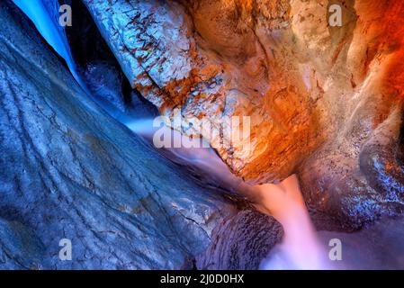 TrÃ¼mmelbach-Wasserfälle Stockfoto