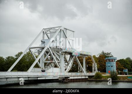 Pegasus-Brücke (Benouville-Brücke) Denkmal des 2. Weltkriegs in Frankreich und ein wichtiger Ort für die Invasion der Alliierten am D-Day Stockfoto