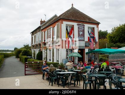 Cafe Gondree im Pegasus Bridge Museum Stockfoto