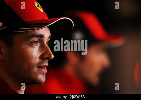 Sakhir, Bahrain. 18. März 2022. Charles Leclerc (MON) Ferrari. Großer Preis von Bahrain, Freitag, 18.. März 2022. Sakhir, Bahrain. Quelle: James Moy/Alamy Live News Stockfoto