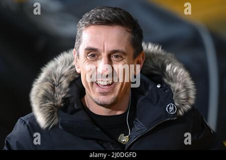 Wolverhampton, Großbritannien. 18. März 2022. Gary Neville ist am 3/18/2022 in atendence in Wolverhampton, Vereinigtes Königreich. (Foto von Craig Thomas/News Images/Sipa USA) Quelle: SIPA USA/Alamy Live News Stockfoto