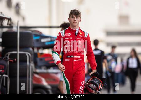 Sakhir, Bahrain. 18. März 2022. LECLERC Arthur (mco), Prema Racing, Dallara F3, Portrait während der 1. Runde der 2022 FIA Formula 2 Championship vom 18. Bis 20. März 2022 auf dem Bahrain International Circuit, in Sakhir, Bahrain - Foto: Sebastian Rozendaal/DPPI/LiveMedia Kredit: Independent Photo Agency/Alamy Live News Stockfoto