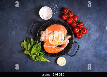 Frischer Lachs steaks Stockfoto