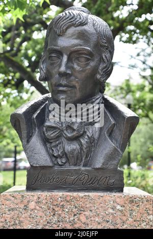 Robert Burns at Hawkins Sculpture Walk at McGovern Centennial Gardens, Hermann Park in Houston, Texas Stockfoto