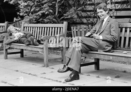 „Coronation Street“-Autor und Drehbuchautor Tony Warren. Juni 1980. Stockfoto