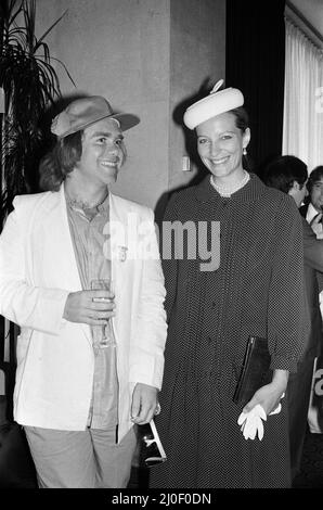 Prinzessin Michael von Kent und Elton John beim Music Therapy Charity Lunch im Intercontinental Hotel in der Park Lane. Juni 1979. Stockfoto