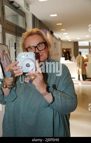 Lilo von Kiesenwetter beim mates Date Influencer Event während der Mercedes-Benz Fashion Week Berlin März 2022 in der Berliner Freiheit. Berlin, 15,03. Stockfoto