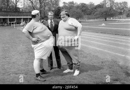 Jogger-Nauts: John Robinson Sportautor mit Colin Taylor beim Joggen im Battersea Park. 1979 78.-2550-014. Mai Stockfoto