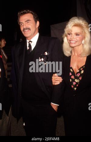 Burt Reynolds und Loni Anderson um die 1980er Jahre Credit: Ralph Dominguez/MediaPunch Stockfoto