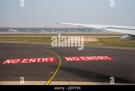 Kein Eintrag erlaubt Schild Flughafen Start-und Landebahn Stockfoto