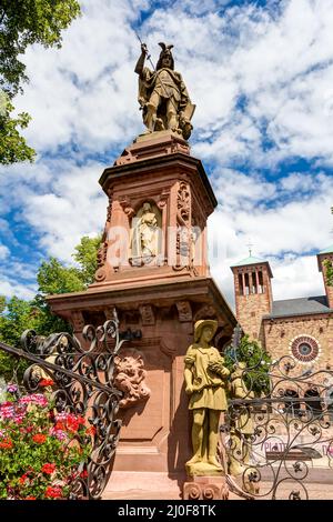 Marktbrunnen auf dem Marktplatz in Bensheim im südhessischen Stadtteil Bergstraße Stockfoto