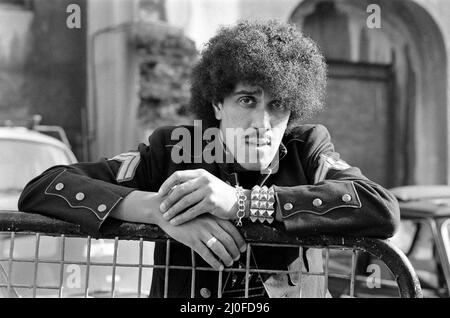 Phil Lynott, Sänger und Bassist bei der Rockgruppe Thin Lizzy.Bild aufgenommen am 22.. April 1980 Stockfoto