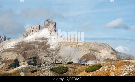 Berglandschaft der malerischen Dolomiten Torre dei Scarperi in Südtirol in Italien. Stockfoto