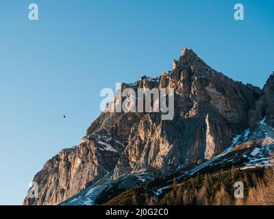 Lagazuoi Mountain Peak mit Seilbahn auf die Dolomiten von Italien, Europa Stockfoto