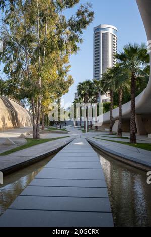 Die moderne und futuristische Architektur des Eleftheria Platzes in Nikosia Die Hauptstadt von Zypern Stockfoto
