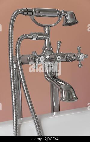 Eine Nahaufnahme eines klassischen Badezimmerarmatur Stockfoto