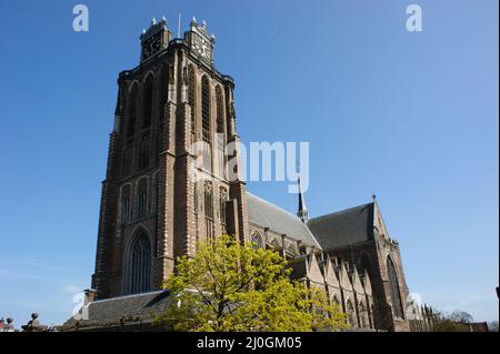 Schöne Aufnahme des Stadtbildes von Dordrecht in den Niederlanden Stockfoto