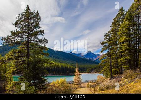 Bergsee mit Gletscherwasser Stockfoto