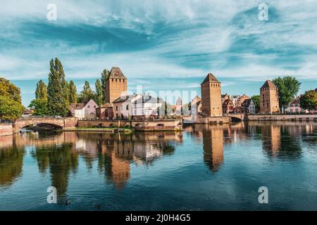 Die drei Brücken der Ponts Couverts in Straßburg Stockfoto