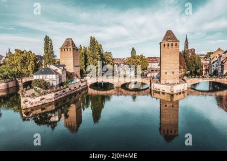 Die drei Brücken der Ponts Couverts in Straßburg Stockfoto